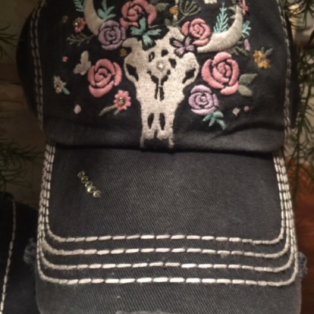 Skulls and Roses cap